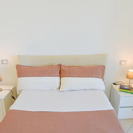 Casa Al Lido - Fronte Mare Apartment *